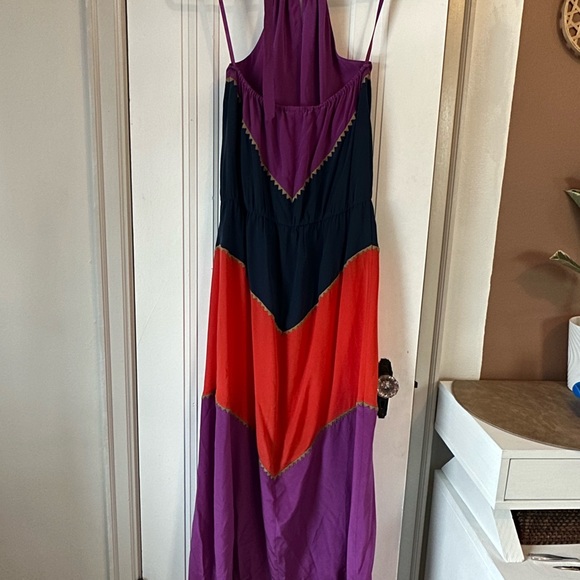 BCBG MaxAzria Dee Maxi Dress color block halter Sz S - Picture 3 of 9